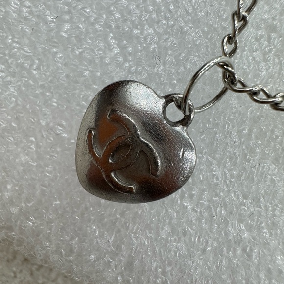 Enter to win 
$25  35 entries only - Picture 7 of 7